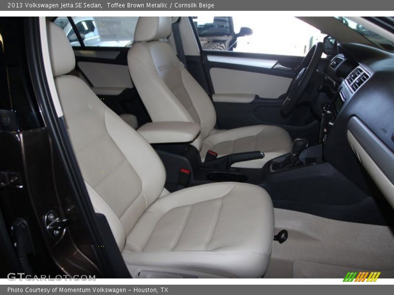 Toffee Brown Metallic / Cornsilk Beige 2013 Volkswagen Jetta SE Sedan