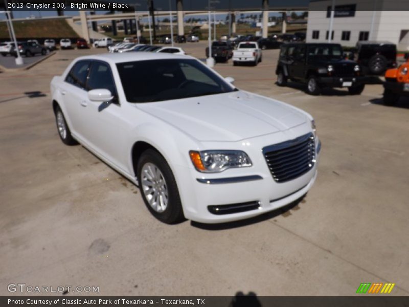 Bright White / Black 2013 Chrysler 300