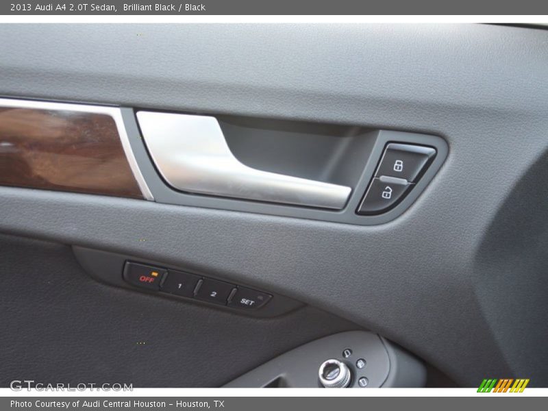 Brilliant Black / Black 2013 Audi A4 2.0T Sedan