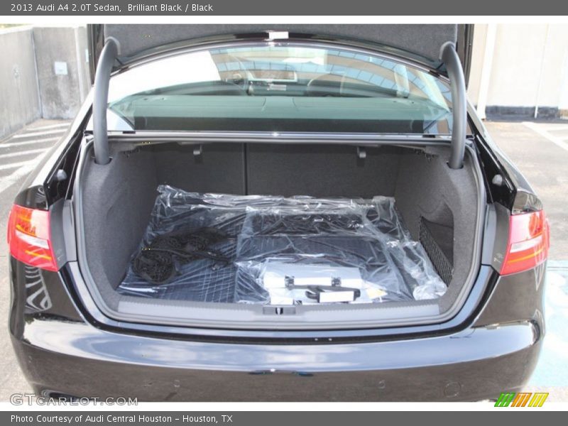 Brilliant Black / Black 2013 Audi A4 2.0T Sedan