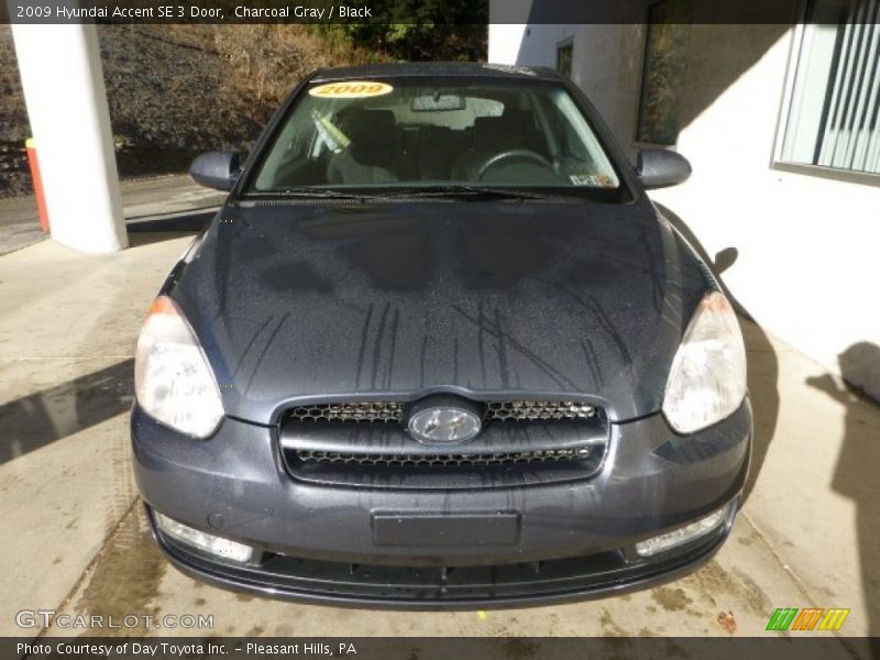 Charcoal Gray / Black 2009 Hyundai Accent SE 3 Door