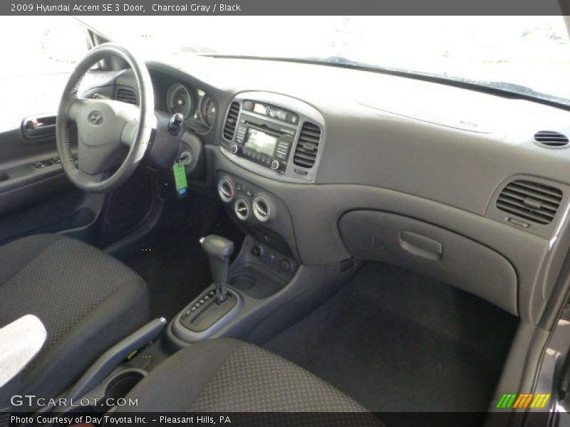 Charcoal Gray / Black 2009 Hyundai Accent SE 3 Door