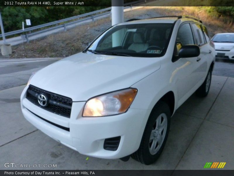 Super White / Ash 2012 Toyota RAV4 I4 4WD