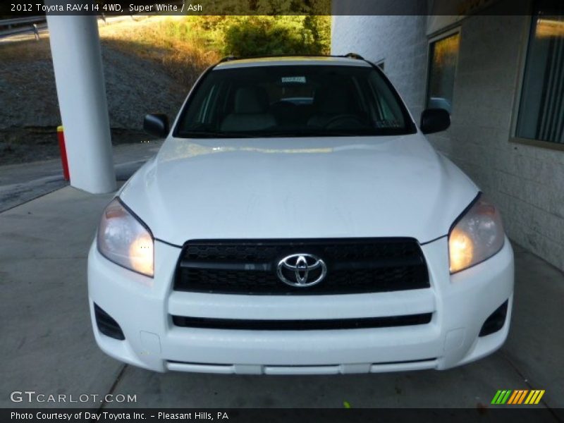 Super White / Ash 2012 Toyota RAV4 I4 4WD