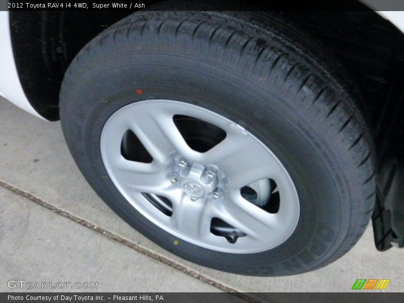 Super White / Ash 2012 Toyota RAV4 I4 4WD