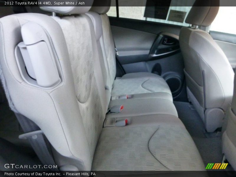 Super White / Ash 2012 Toyota RAV4 I4 4WD