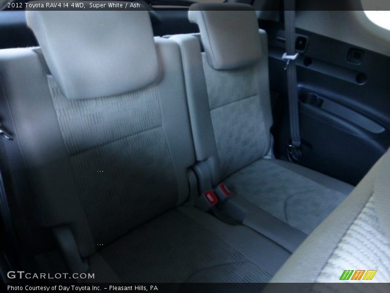 Super White / Ash 2012 Toyota RAV4 I4 4WD