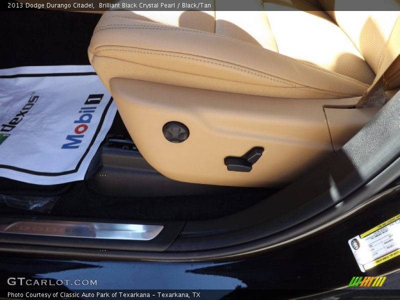 Brilliant Black Crystal Pearl / Black/Tan 2013 Dodge Durango Citadel