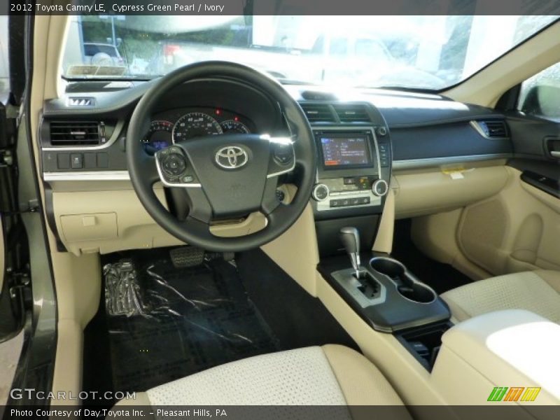 Cypress Green Pearl / Ivory 2012 Toyota Camry LE