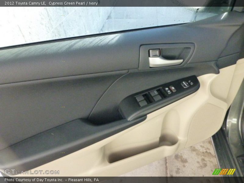 Cypress Green Pearl / Ivory 2012 Toyota Camry LE
