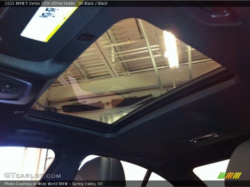 Jet Black / Black 2013 BMW 5 Series 550i xDrive Sedan