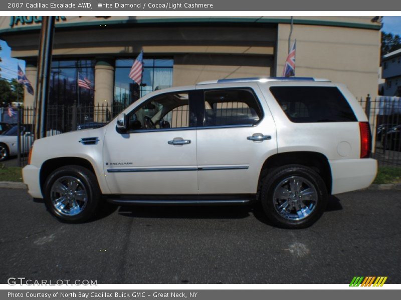 White Diamond / Cocoa/Light Cashmere 2007 Cadillac Escalade AWD