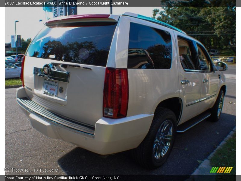 White Diamond / Cocoa/Light Cashmere 2007 Cadillac Escalade AWD