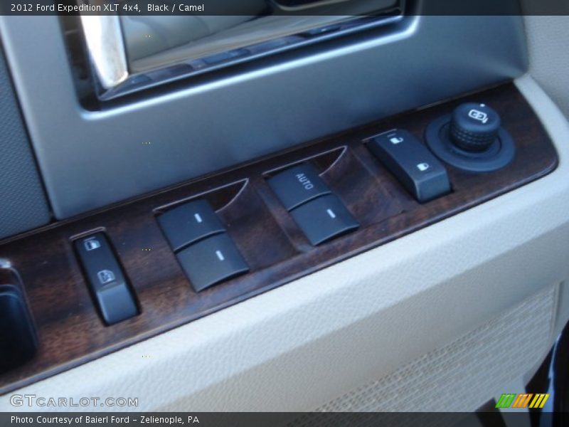 Black / Camel 2012 Ford Expedition XLT 4x4
