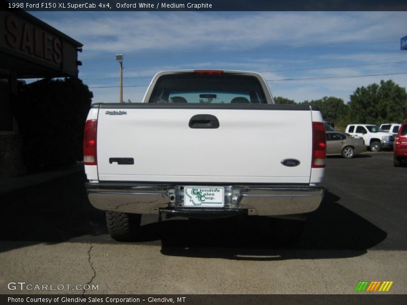 Oxford White / Medium Graphite 1998 Ford F150 XL SuperCab 4x4