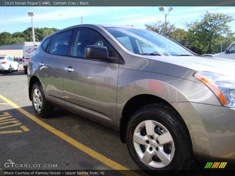 Gotham Gray / Black 2010 Nissan Rogue S AWD