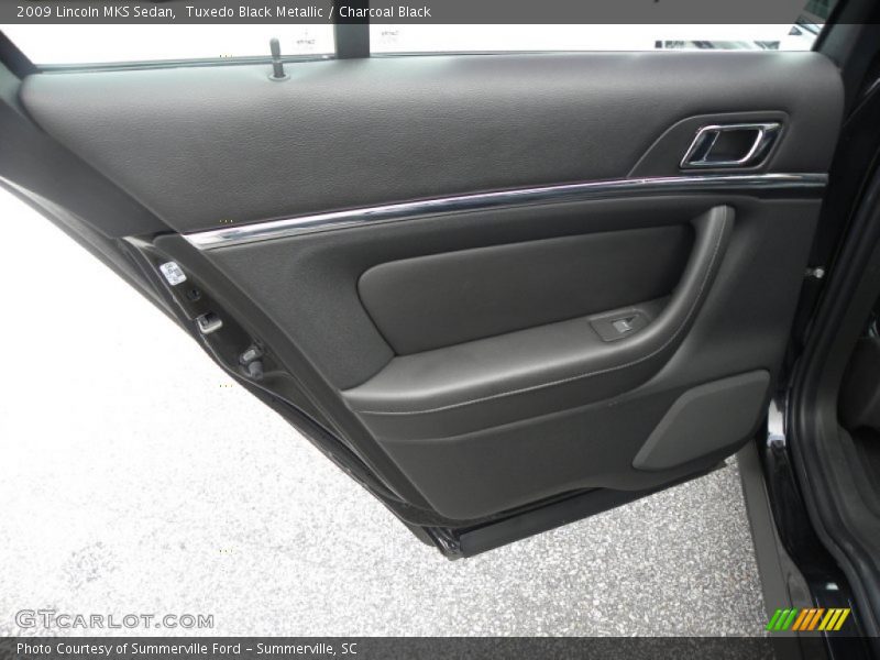 Tuxedo Black Metallic / Charcoal Black 2009 Lincoln MKS Sedan