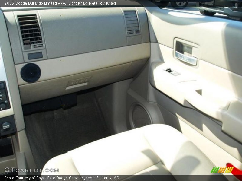 Light Khaki Metallic / Khaki 2005 Dodge Durango Limited 4x4