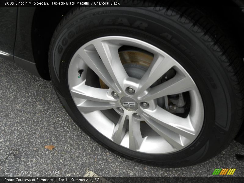 Tuxedo Black Metallic / Charcoal Black 2009 Lincoln MKS Sedan