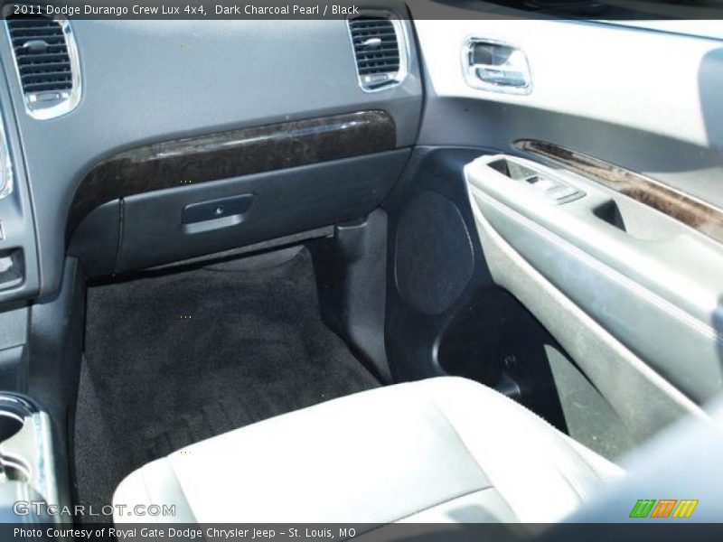 Dark Charcoal Pearl / Black 2011 Dodge Durango Crew Lux 4x4