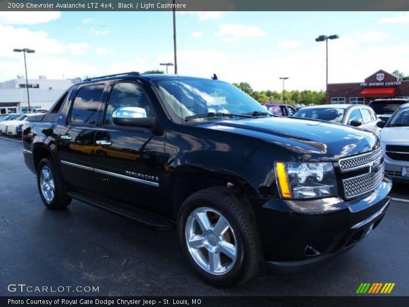 Black / Light Cashmere 2009 Chevrolet Avalanche LTZ 4x4