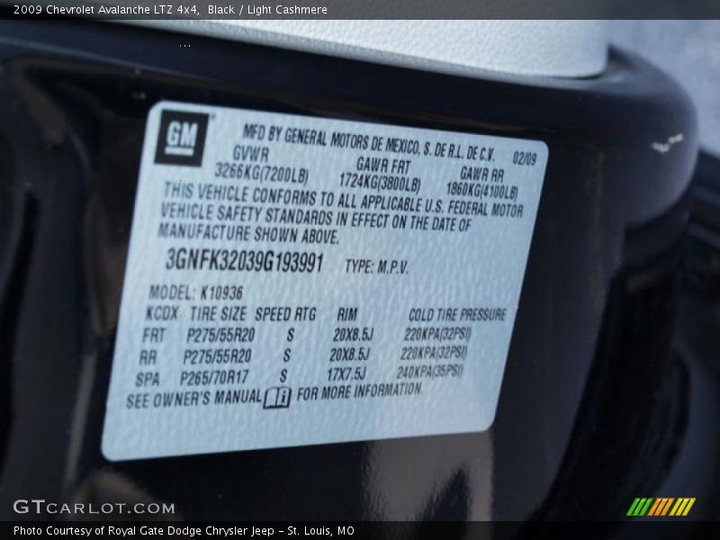 Black / Light Cashmere 2009 Chevrolet Avalanche LTZ 4x4