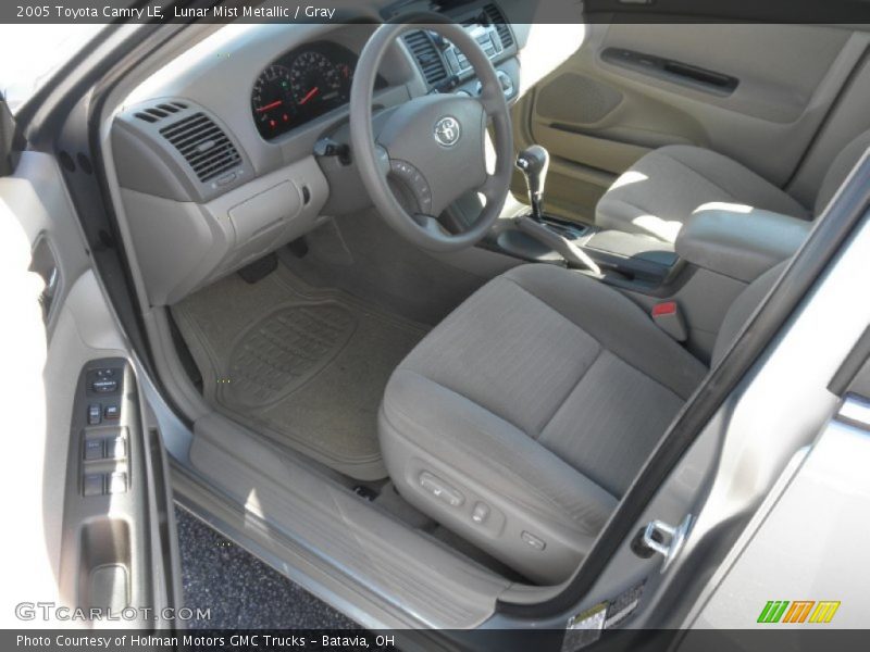 Lunar Mist Metallic / Gray 2005 Toyota Camry LE