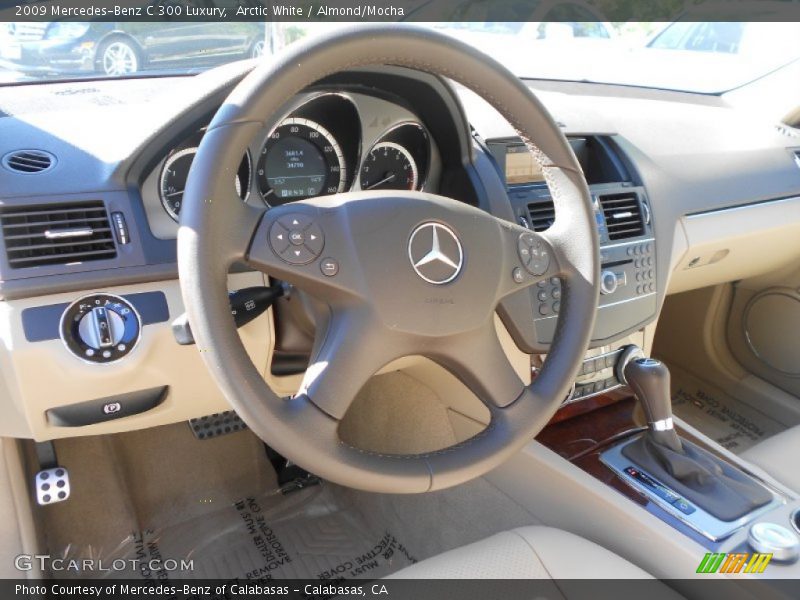 Arctic White / Almond/Mocha 2009 Mercedes-Benz C 300 Luxury