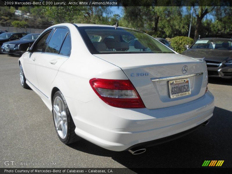 Arctic White / Almond/Mocha 2009 Mercedes-Benz C 300 Luxury