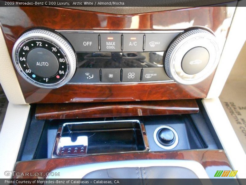 Arctic White / Almond/Mocha 2009 Mercedes-Benz C 300 Luxury
