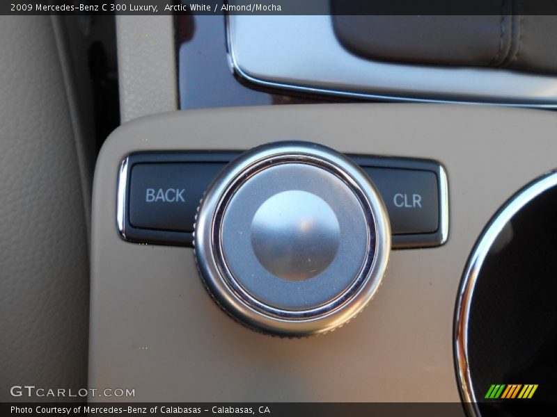 Arctic White / Almond/Mocha 2009 Mercedes-Benz C 300 Luxury