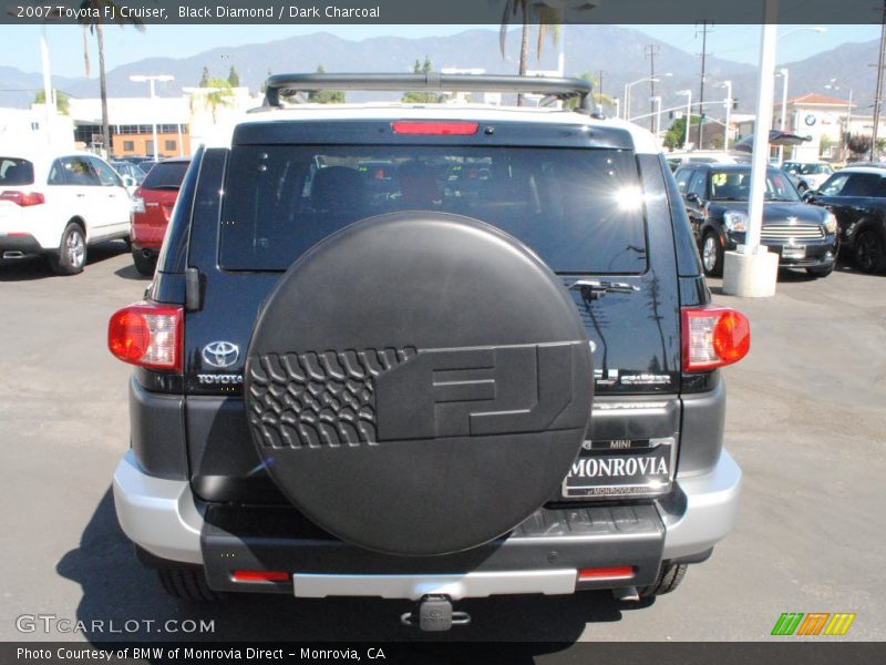 Black Diamond / Dark Charcoal 2007 Toyota FJ Cruiser