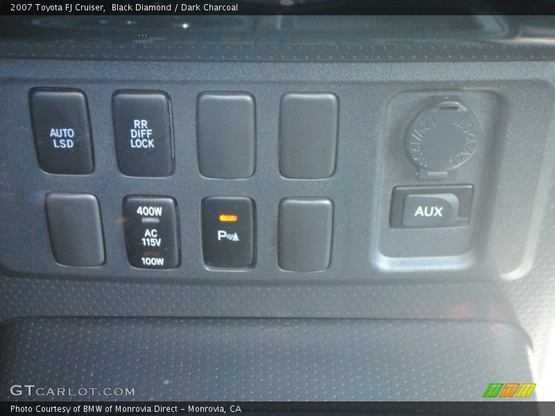 Black Diamond / Dark Charcoal 2007 Toyota FJ Cruiser