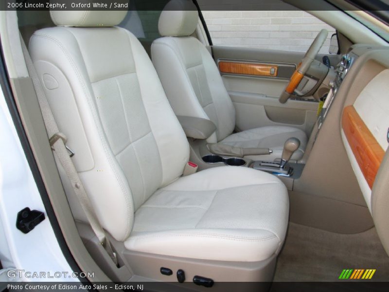 Oxford White / Sand 2006 Lincoln Zephyr