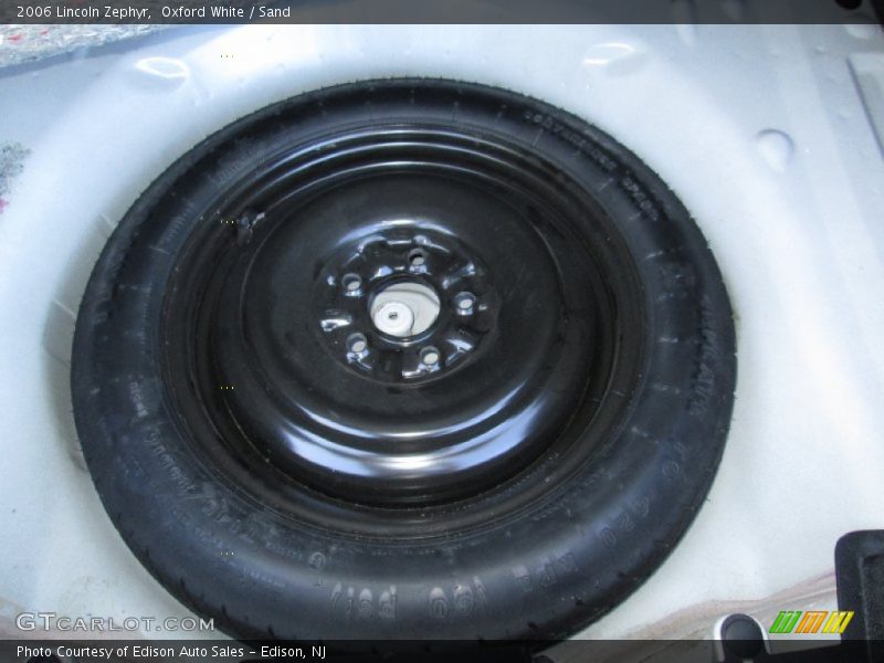 Oxford White / Sand 2006 Lincoln Zephyr