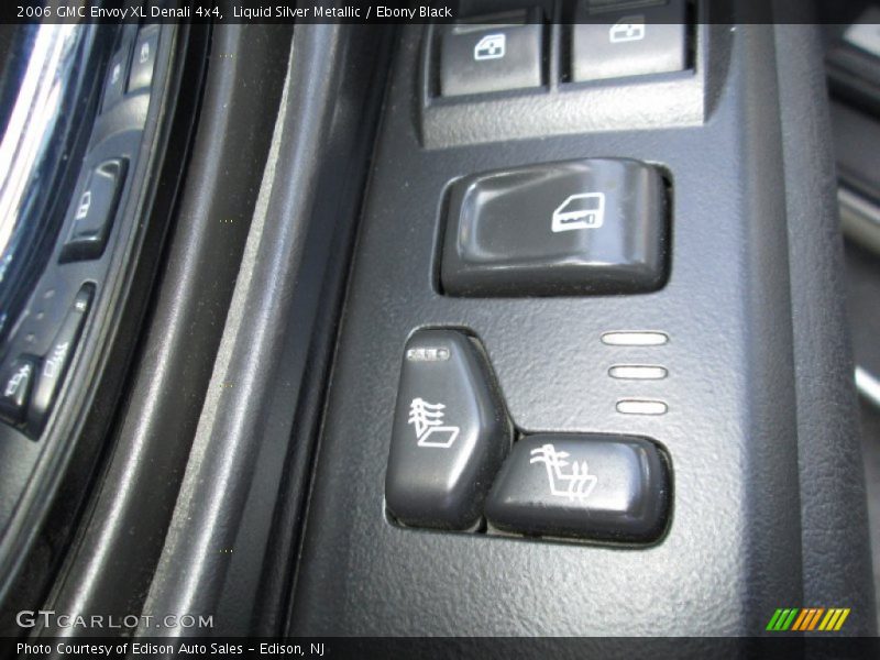 Liquid Silver Metallic / Ebony Black 2006 GMC Envoy XL Denali 4x4
