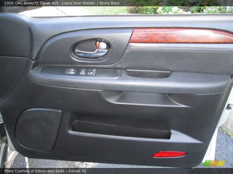 Liquid Silver Metallic / Ebony Black 2006 GMC Envoy XL Denali 4x4