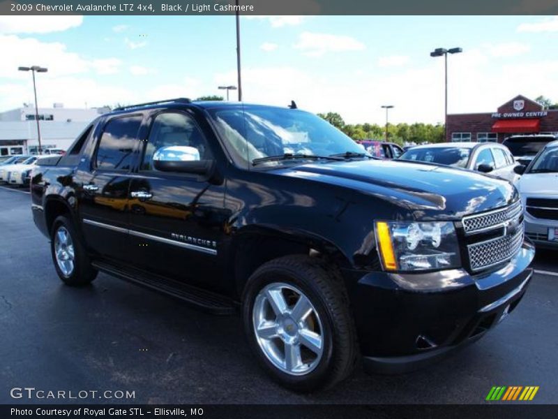 Black / Light Cashmere 2009 Chevrolet Avalanche LTZ 4x4