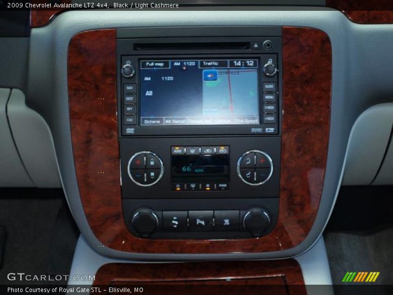 Black / Light Cashmere 2009 Chevrolet Avalanche LTZ 4x4