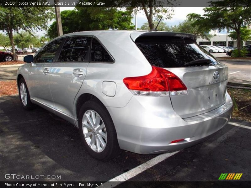 Classic Silver Metallic / Gray 2010 Toyota Venza AWD