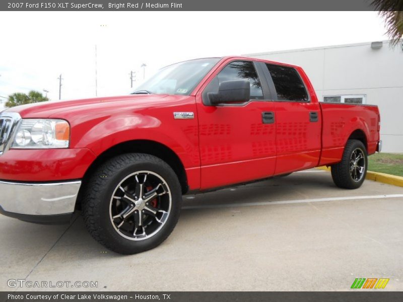Bright Red / Medium Flint 2007 Ford F150 XLT SuperCrew