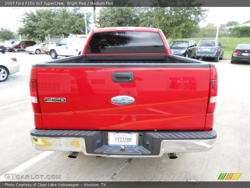 Bright Red / Medium Flint 2007 Ford F150 XLT SuperCrew