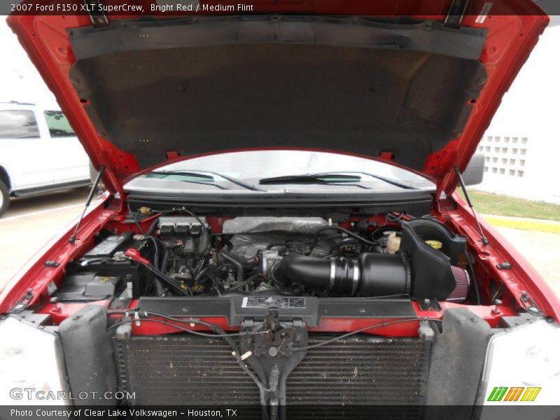 Bright Red / Medium Flint 2007 Ford F150 XLT SuperCrew