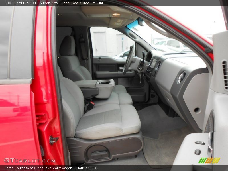 Bright Red / Medium Flint 2007 Ford F150 XLT SuperCrew
