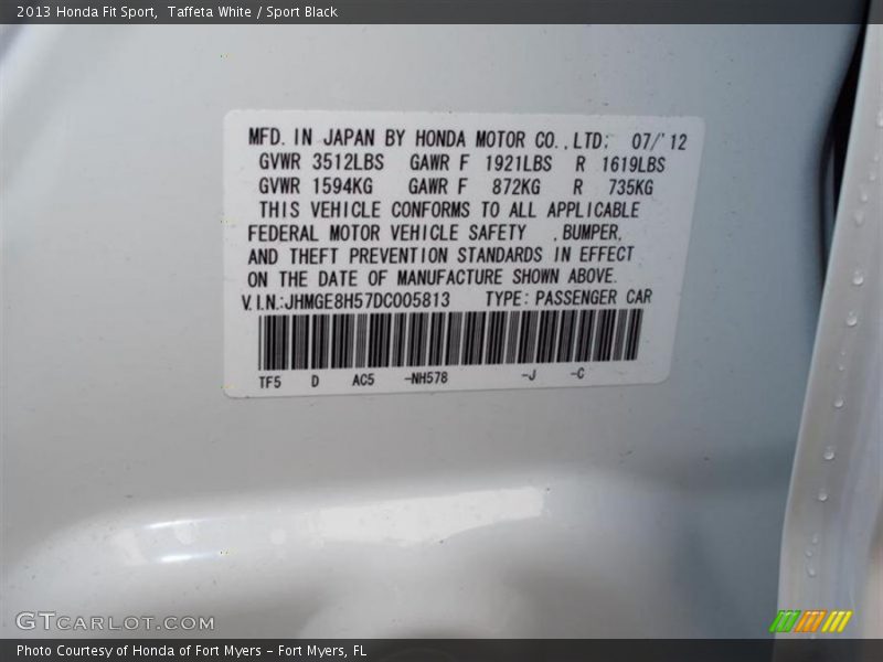 2013 Fit Sport Taffeta White Color Code NH578