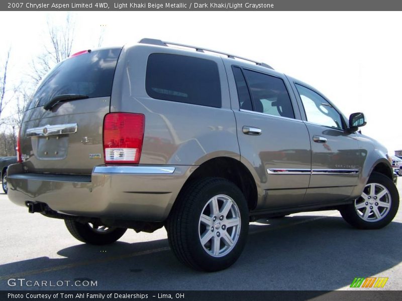 Light Khaki Beige Metallic / Dark Khaki/Light Graystone 2007 Chrysler Aspen Limited 4WD