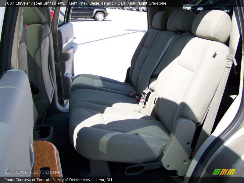 Light Khaki Beige Metallic / Dark Khaki/Light Graystone 2007 Chrysler Aspen Limited 4WD