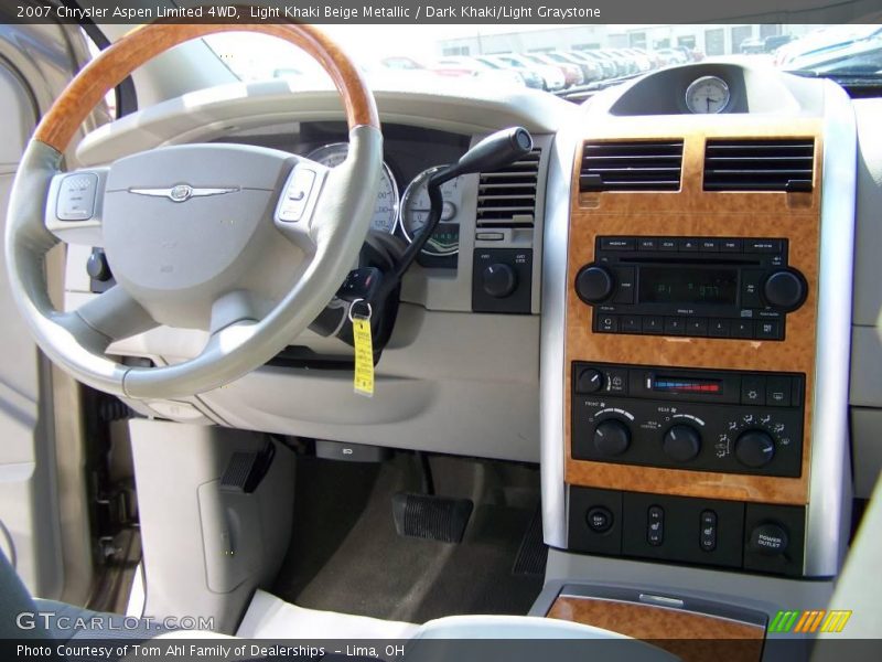 Light Khaki Beige Metallic / Dark Khaki/Light Graystone 2007 Chrysler Aspen Limited 4WD