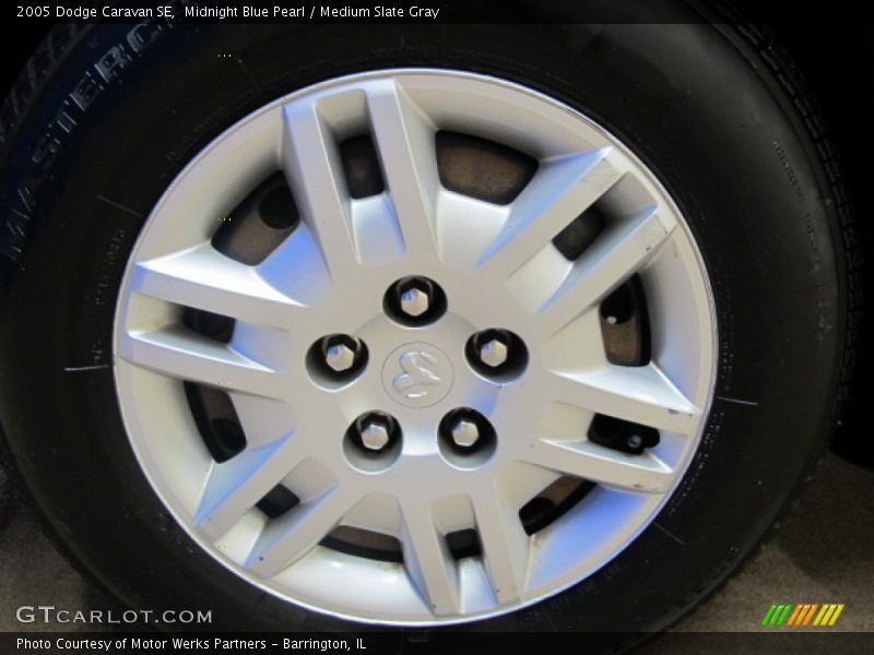 Midnight Blue Pearl / Medium Slate Gray 2005 Dodge Caravan SE