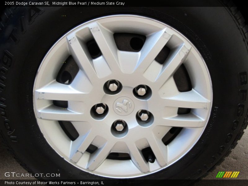 Midnight Blue Pearl / Medium Slate Gray 2005 Dodge Caravan SE